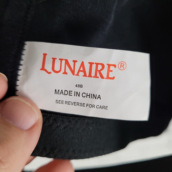 LUNAIRE | underwire bra 48B - Picture 5 of 6